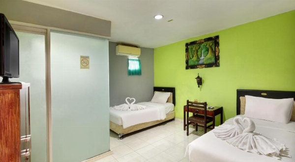 Hardys Hotel Negara image 19