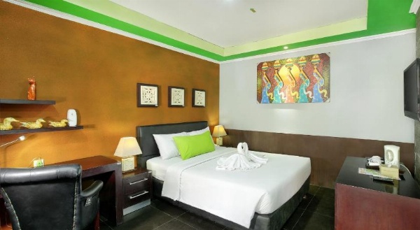 Hardys Hotel Negara image 2