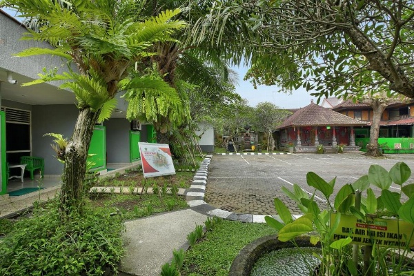 Hardys Hotel Negara image 3