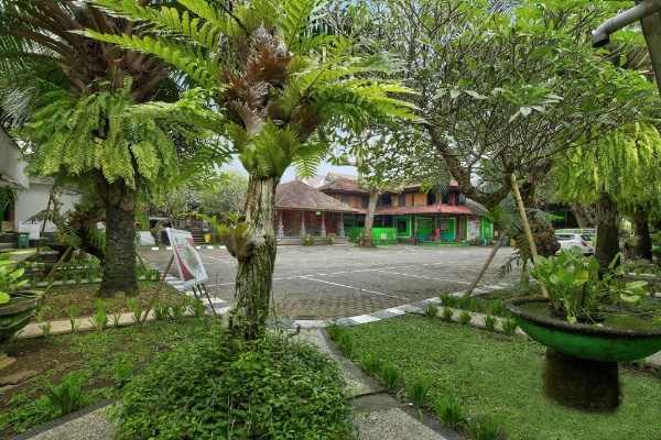 Hardys Hotel Negara image 7